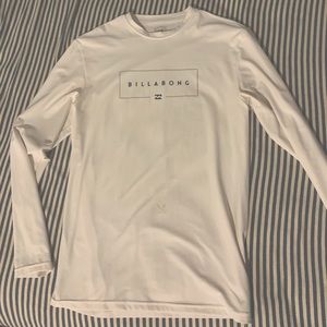 Surf tee/ rash guard